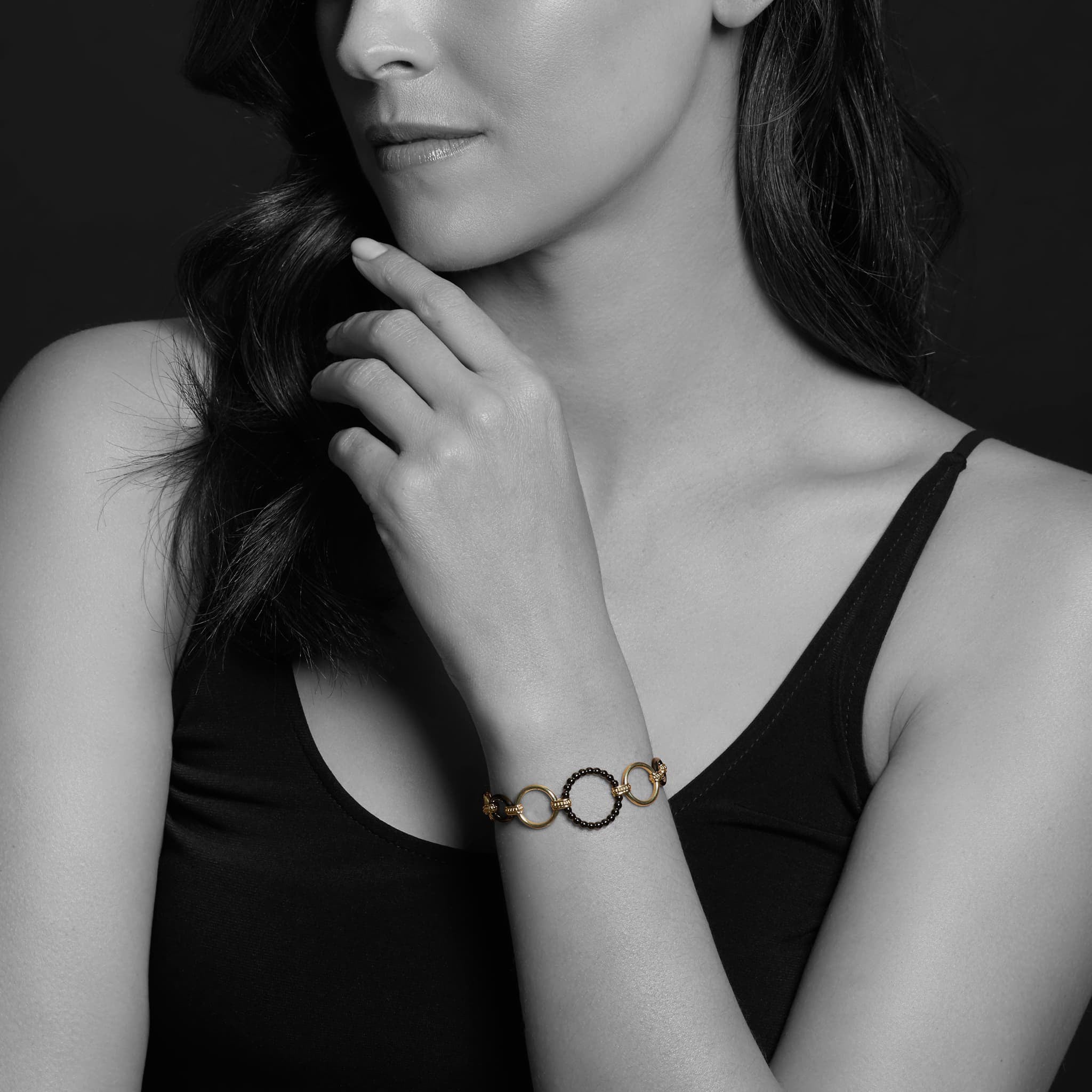 Meridian 18K Gold and Black Ceramic Link Bracelet