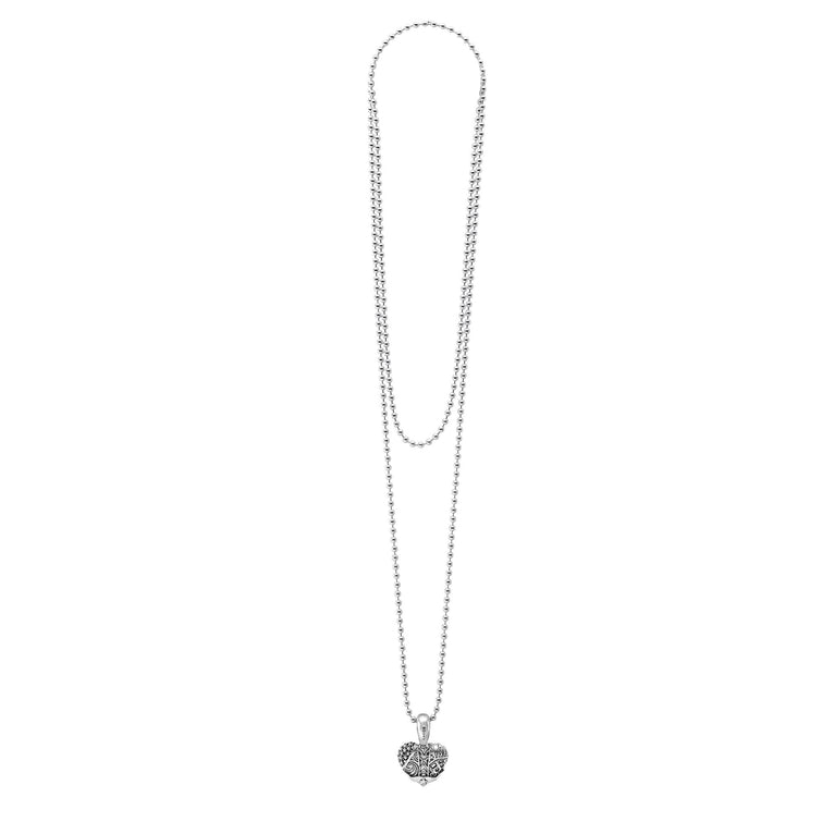 pendant necklace