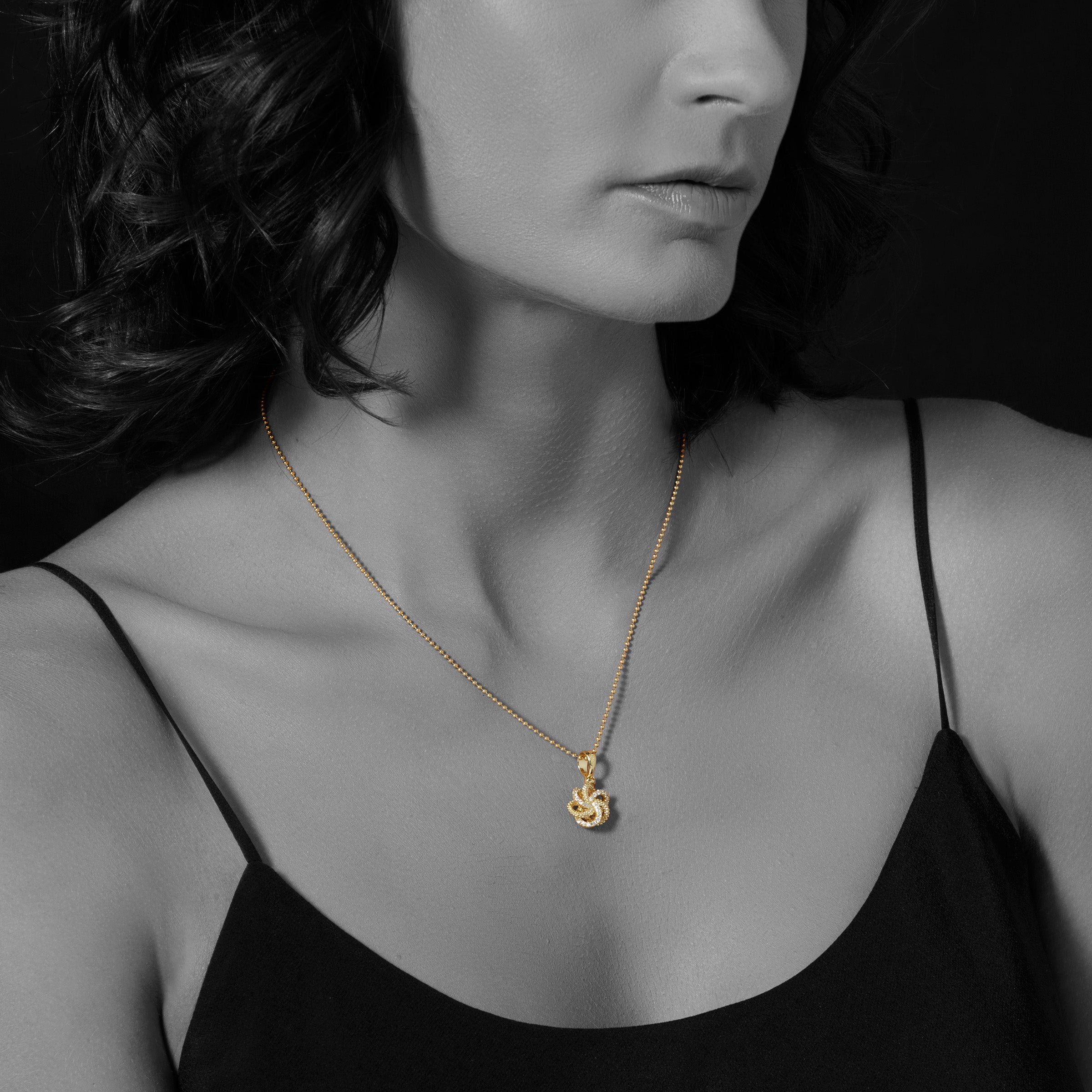 Love Knot Gold and Diamond Love Knot Collection
