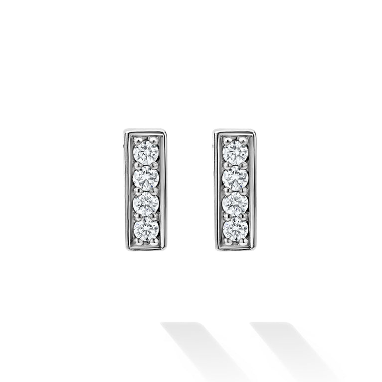 Caviar Spark Silver Linear Diamond Stud Earrings: sleek sterling silver bars with a row of brilliant-cut diamonds, offering minimalist elegance and subtle sparkle.
