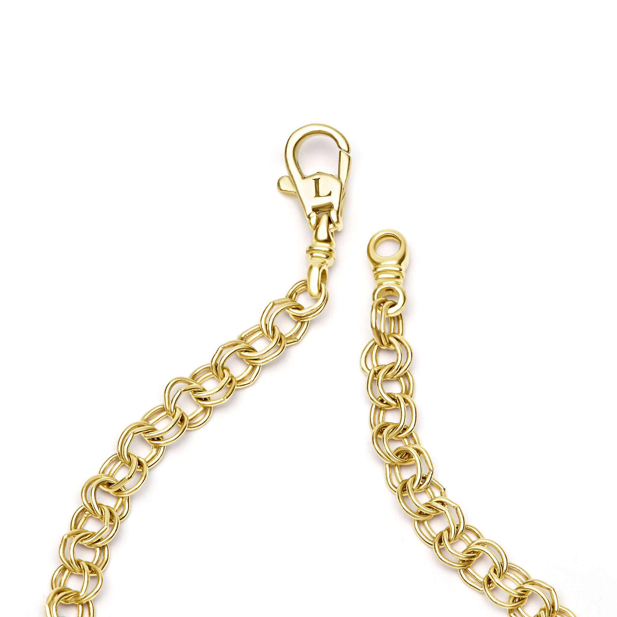 18K gold double cable chain link bracelet, 3.5 mm, signature lobster clasp close-up