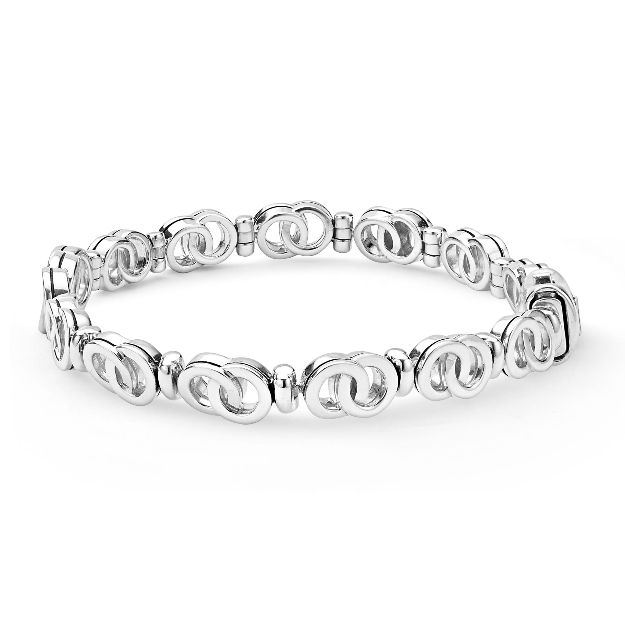 Signature Caviar Silver Petite Interlocking Diamond Link Bracelet features concentric silver rings with diamond accents, forming an elegant, continuous chain of timeless sophistication.