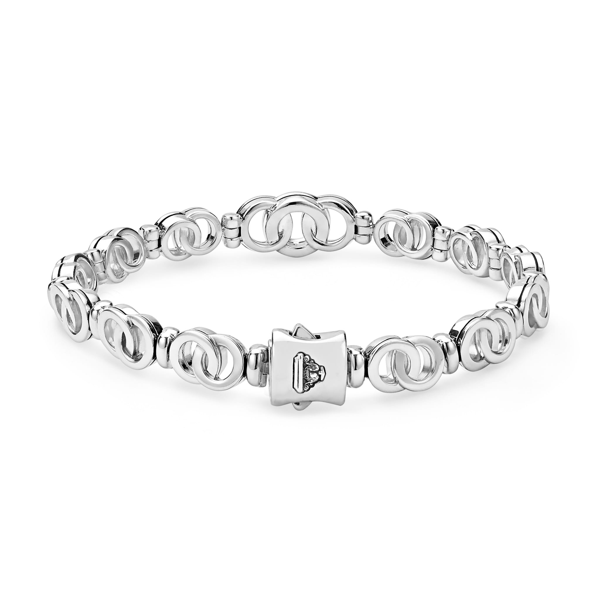 Signature Caviar Silver Petite Interlocking Diamond Link Bracelet featuring sterling silver rings with diamond accents, showcasing elegance and refined craftsmanship.