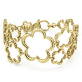 A LAGOS exclusive. Link bracelet formed by floral outlines of 18K gold.